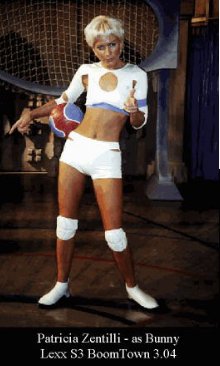Patricia Zentilli as Bunny in Lexx Boomtown 3.04